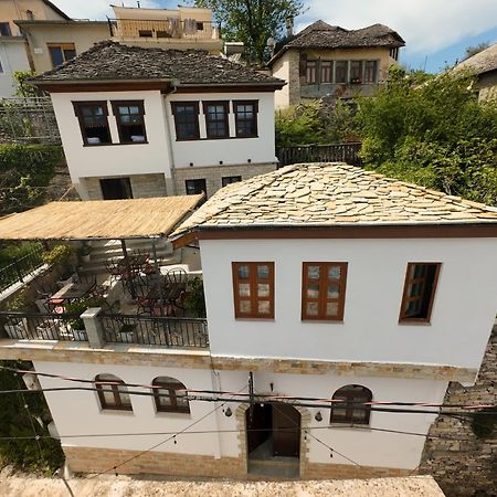 Hotel Pashai Gjirokastër Exteriör bild