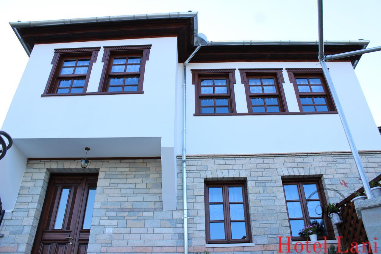 Hotel Pashai Gjirokastër Exteriör bild